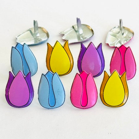 Eylet Outlet Tulip Brads
